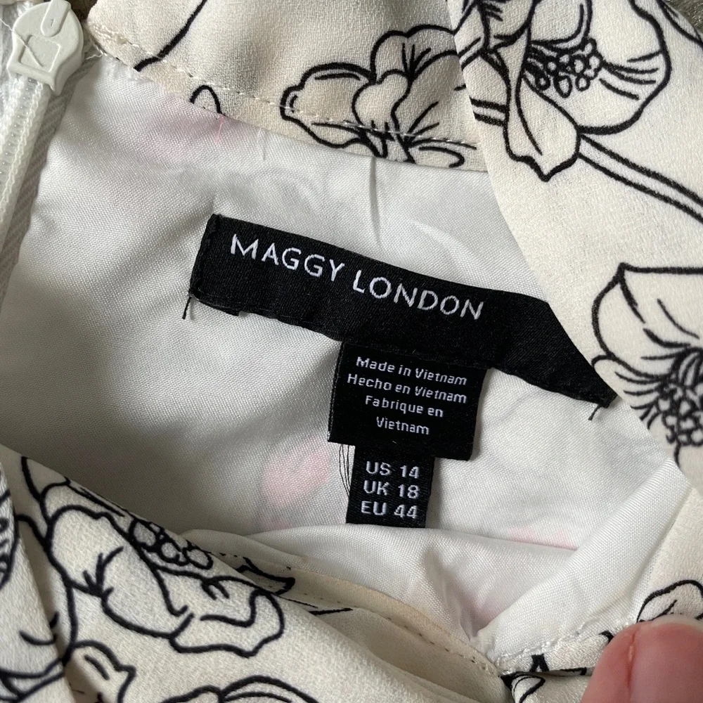 Maggy London mock neck tie floral dress 14 - Picture 5 of 7